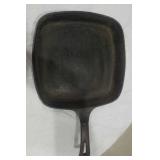 Wagner cast iron skillet