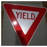 Yield sign
