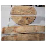 Wooden barrel pieces