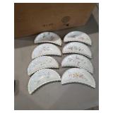 China plates half moon shaped (8)