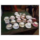 Tea cups and matching saucers, etc