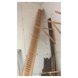 Decrotive wood eave trim Decrotive wood eave trim