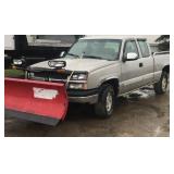 2004 Chevy Silverado Extended Cab with plow