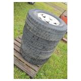 265/75R16 tires on Ford rims 265/75R16 tires on Ford rims