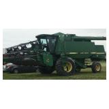 John Deere 9500 Combine John Deere 9500 Combine