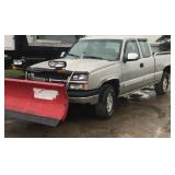2004 Chevy Silverado Extended Cab with plow 2004 Chevy Silverado Extended Cab with plow