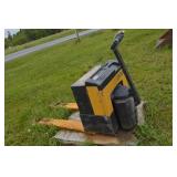 Crown electric pallet jack Crown electric pallet jack