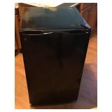 GE mini fridge