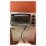 Black and Decker Toaster Oven