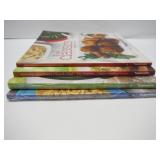 Lot of Tupperware Cookbooks 2 are Sealed