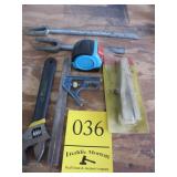 Tape Measure & isc