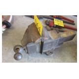 Heavy Duty Vise Columbian Cleveland 4 1/2