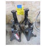 2) Pairs of Jack Stands