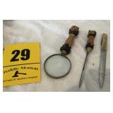 Lion, head magnifying, glass, magnifying letter