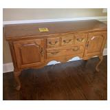 Thomasville buffet/server, Queen Ann legs 5 foot