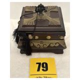 Trinket box