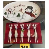 2 Christmas platters