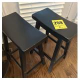 2 saddle stools
