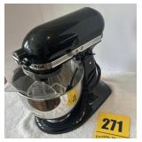 Kitchen Aid mixer like new