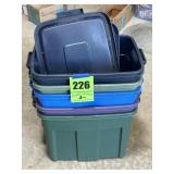 (5) Rubber maid totes with the lids
