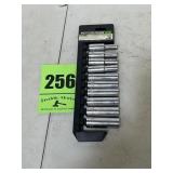 Pittsburgh half-inch drive 10 piece chrome deep