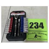 20 piece 1/4 inch drive ratchet and socket set