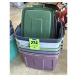 (5) Rubbermaid totes with the lids