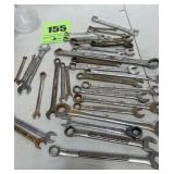(32) craftsman wrenches