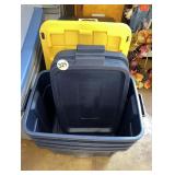 (5) Totes w/Lids