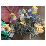 Vases & Floral Arrangements