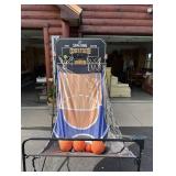 Spaulding Courtside Basketball Game (Needs Some Re