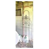 Shepards Hooks & Decor