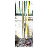 Hoe, Rake & Forks