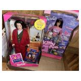 (2) Barbies