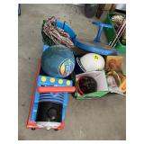 Thomas Train Scooter, Assorted Toys & Yard Games