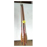 (4) Wooden Shaft Arrows