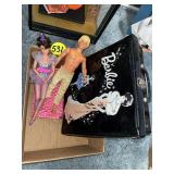 Ken, Barbie & Case w/Clothes