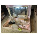 Dresser Set w/Case