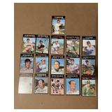 Collection of (16) Vintage 1971 Topps Baseball