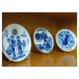 Blue decorative plates