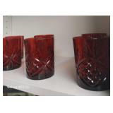 Dinnerware / Set of vintage glass