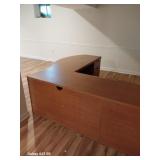 Fine Quality "L"  Desk Unit