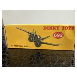 Dinky Toys 5.5 Medium Gun 692 original box