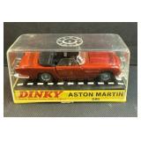 DINKY TOYS ASTON MARTIN 110