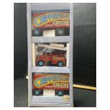 Chipper Fields Circus  scammell highwayman with 2