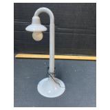 (5) lamp post