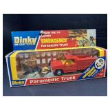 Dinky Toys ï¿½Emergencyï¿½ Paramedic Truck 267