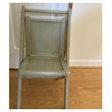 Vintage Fold-up Wooden Chair