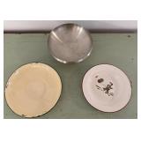 (3) Vintage Plates