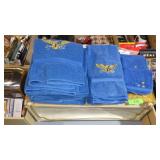 VINTAGE AMES TOWELS W/ EMBROIDERED EAGLE IN ZIP >>